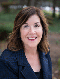 headshot of Mary Lynn Fayoumi